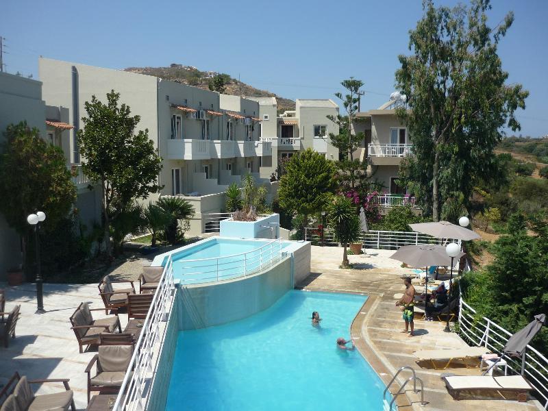 Pelagia Bay Hotel อาเยีย เปลาเยีย ภายนอก รูปภาพ